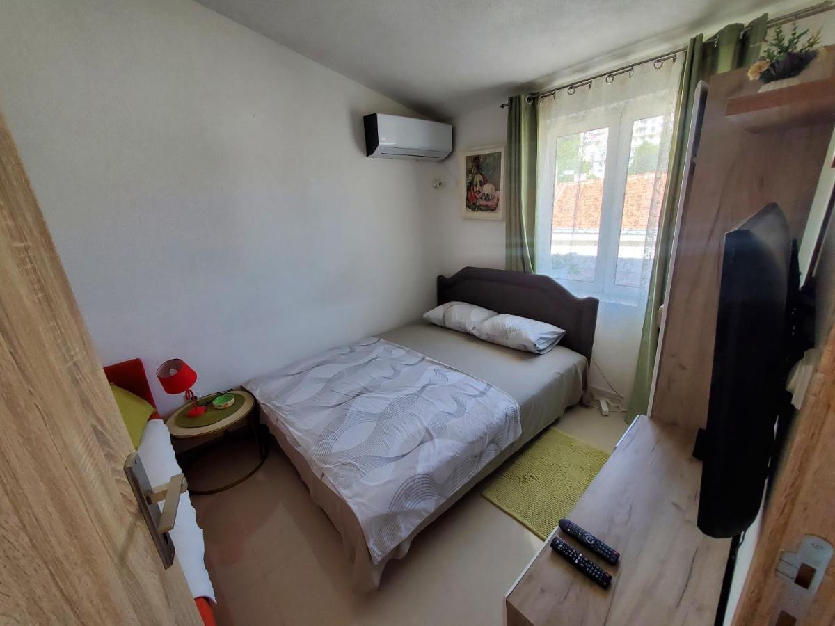 Apartmani Liki 乌尔齐尼 外观 照片