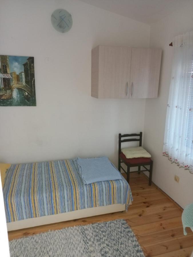 Apartmani Liki 乌尔齐尼 外观 照片